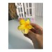 Lotus Çiçek Figürlü Mandal Toka Sarı Sbt1720