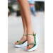 Erika Yeşil Boncuk İşlemeli Dolgu Topuk Sandalet