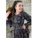 Kız Çocuk Göğsü Fırfırlı Bileği Manşetli Halı Desenli Mor Elbise