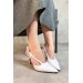 Markano Davina Beyaz Cilt Yan Dekolte Detaylı Kadın Topuklu Ayakkabı
