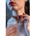 Markano Kırmızı Ortası Halka İle Süslenmiş Kadın Boyun Aksesuarı