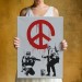 Bansky, Barış İşareti Yapan Askerler Kanvas Tablosu Karışık 50 X 70