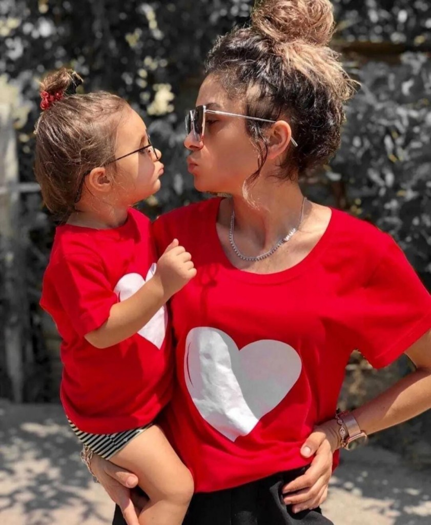 Anne Kız Çift Tişört Kalpli Baskı Kırmızı