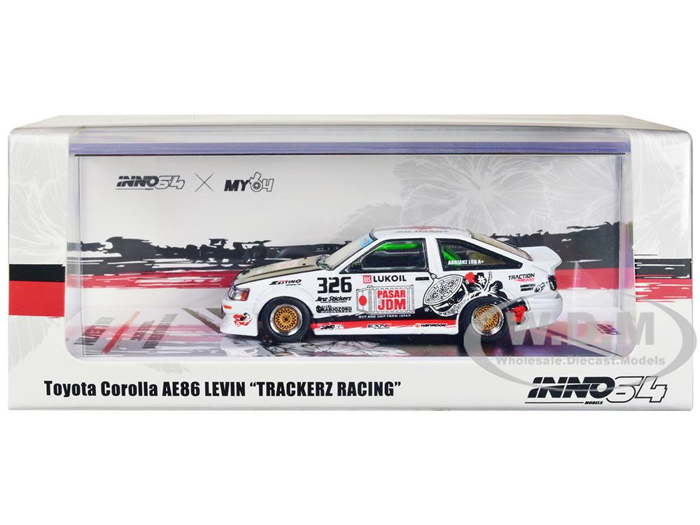 Inno64 Toyota Corolla Ae86 Levin "Trackerz Racing"