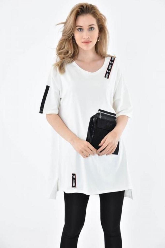 Yuvarlak Yaka Şeritli Taşlı Ve Fermuarlı Cep Detaylı Beyaz Kadın Bluz