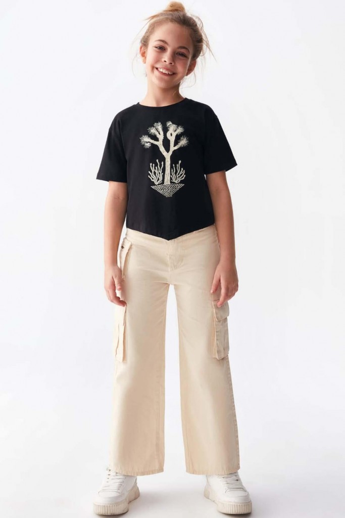 Kız Çocuk Ağaç Desen Baskılı Kısa Kol Tişört Kargo Cepli Krem Pantolon Alt Üst Takım