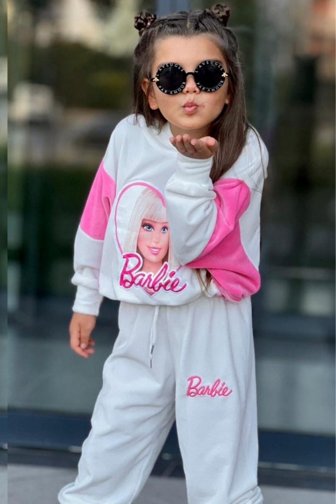 Kız Çocuk Barbie Baskılı Kapüşonlu Beli Lastikli Ekru Kadife Eşofman Takım