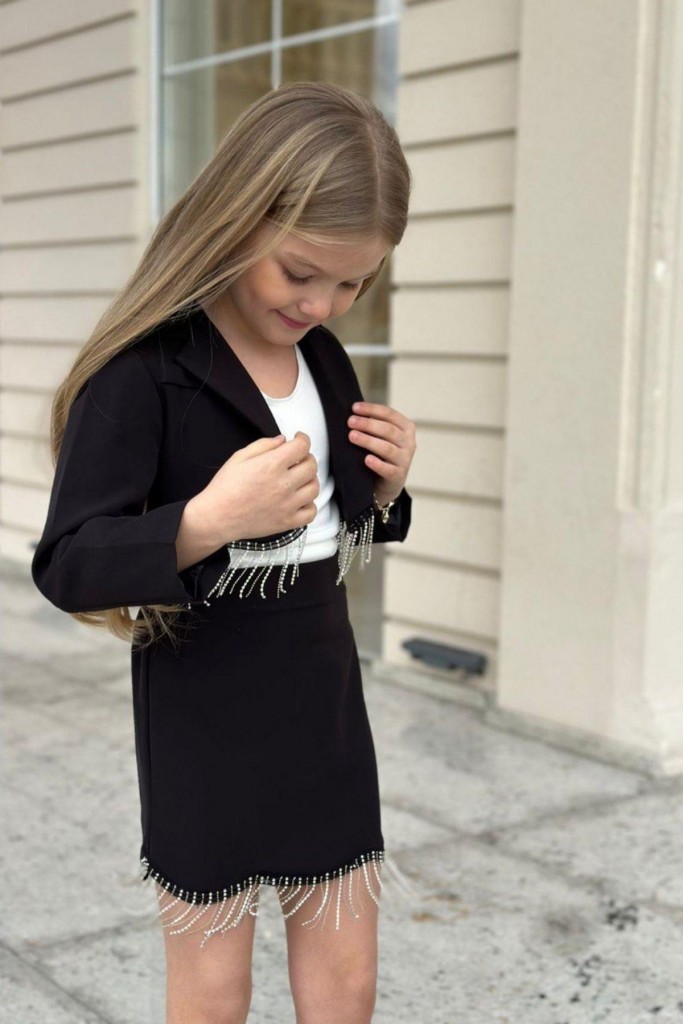 Kız Çocuk Blazer Ceketi Ve Etek Ucu Saçaklı Croplu Siyah Etekli Takım