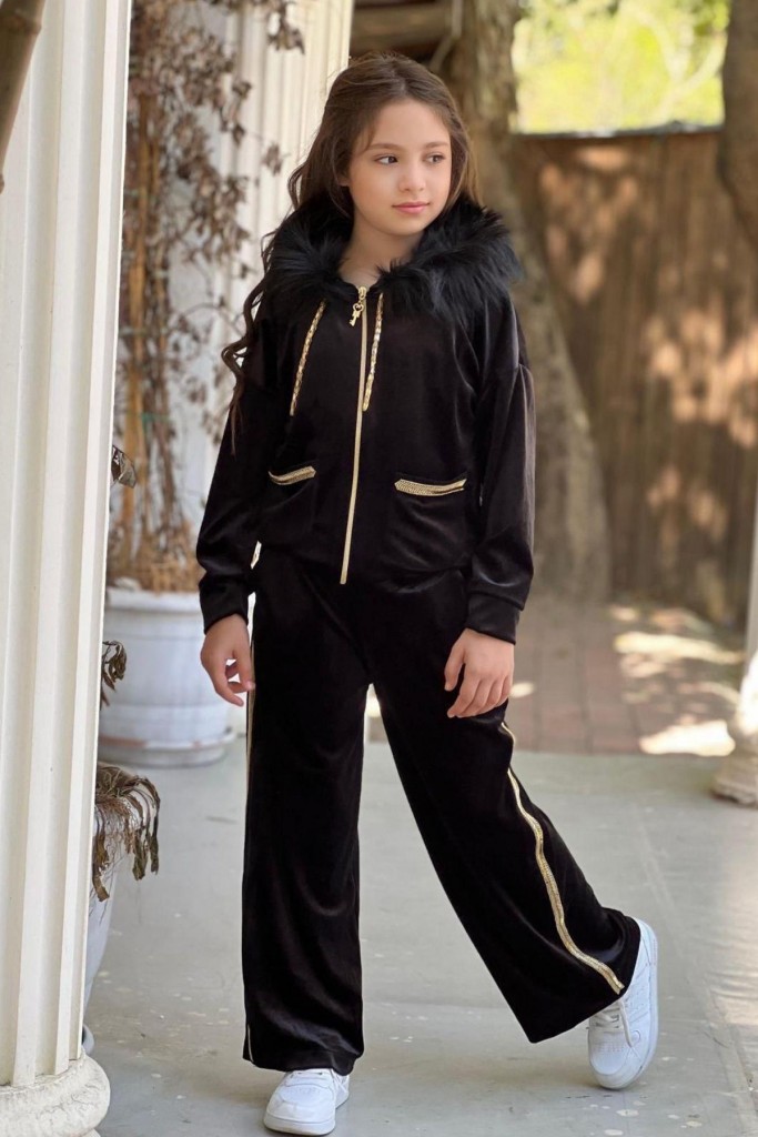 Kız Çocuk Kürk Kapüşonlu Gold Işleme Detaylı Siyah Eşofman Takım
