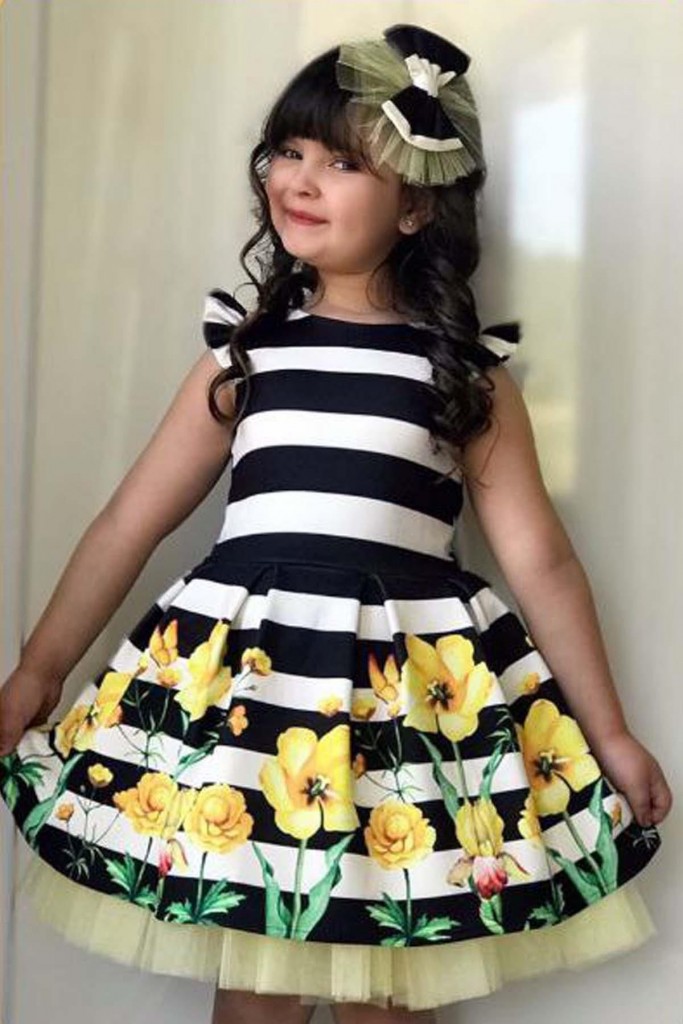 Kız Çocuk Omuzu Fırfırlı Sıfır Kol Eteği Şerit Ve Çiçek Detaylı Tüllü Elbise