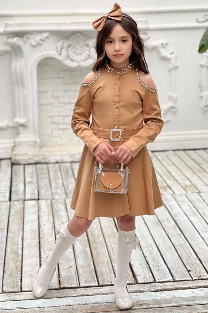 Kız Çocuk Omuzu Ve Yakası Taş İşlemeli Kahverengi Elbise