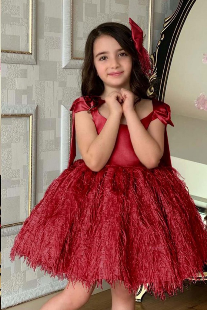 Kız Çocuk Omzu Fiyonk Detaylı Eteği Kırçıllı Kırmızı Elbise