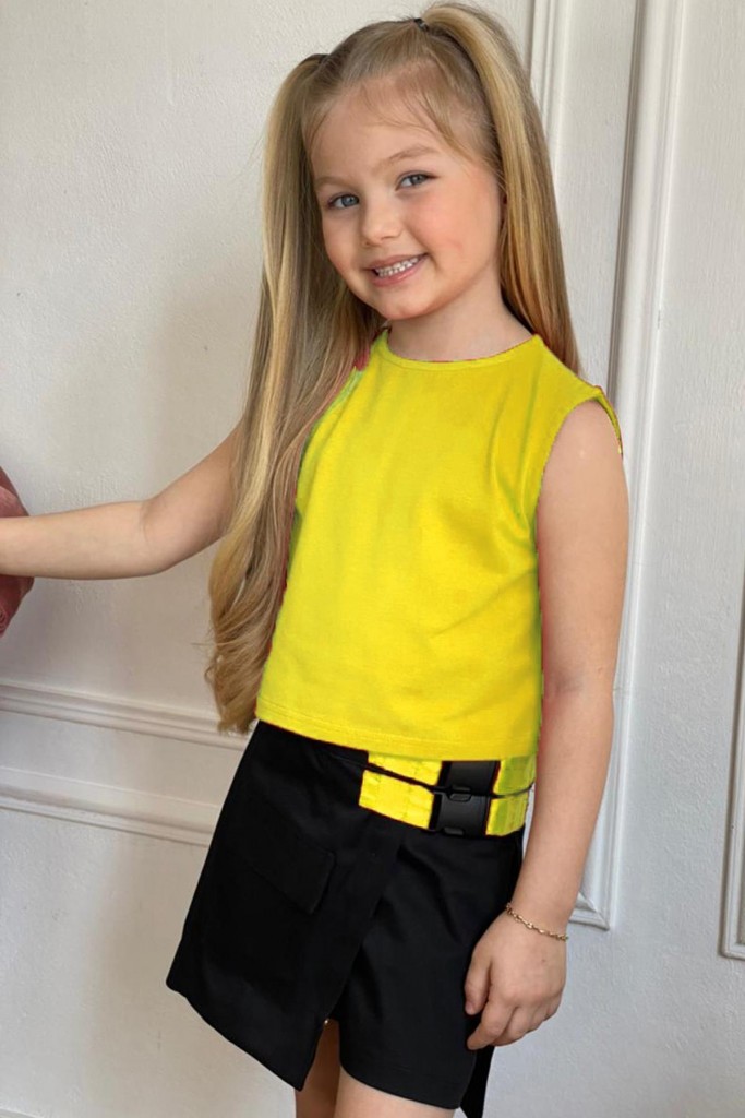 Kız Çocuk Sıfır Kol Bluzlu Ve Çift Kemer Detaylı Sarı Etekli Takım