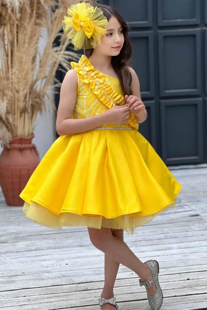 Kız Çocuk Tek Omuz Taş Detaylı Eteği Kabarık Sarı Abiye