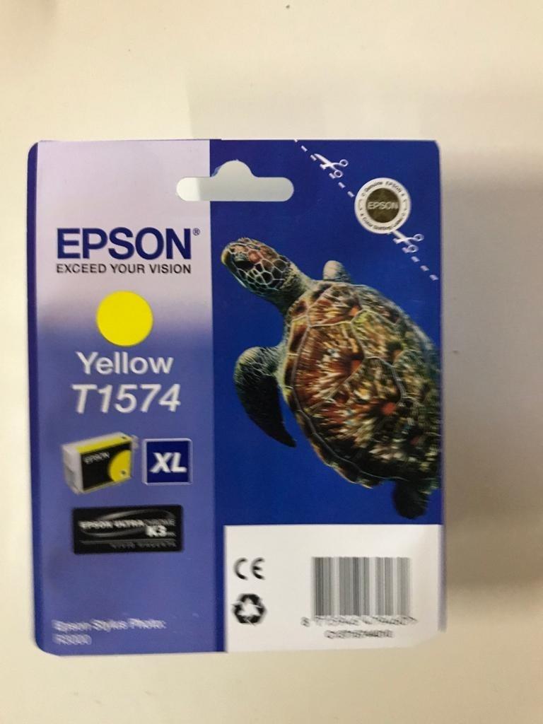 Ink Cartridge Yellow. With Pigment İnk Epson C13T15744010