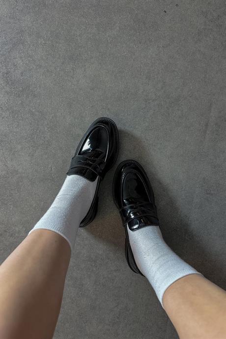 Markano Cosmo Sıyah Rugan Kadın Loafer Ayakkabı