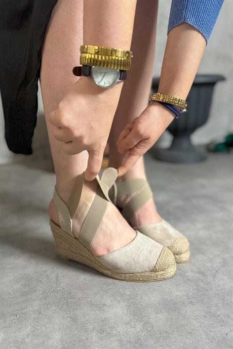 Markano Harry Bej Dolgu Topuk Kadın Sandalet
