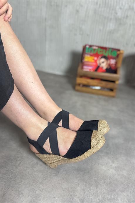 Markano Harry Siyah Dolgu Topuk Kadın Sandalet