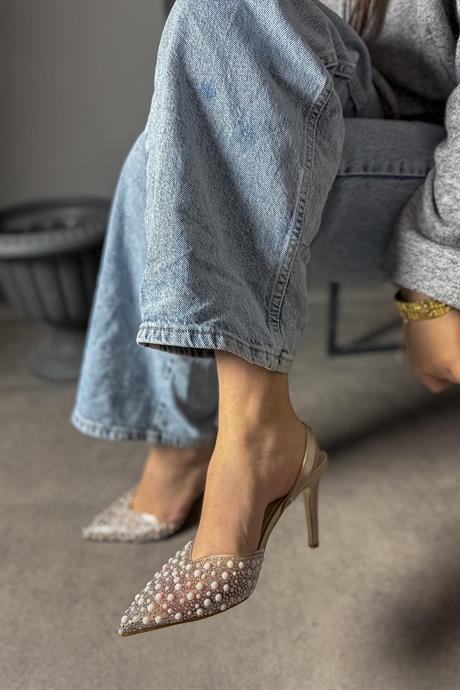 Markano Lunes Bej Saten İnci Taş Detaylı Kadın Topuklu Ayakkabı