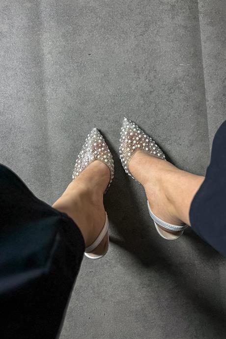 Markano Lunes Beyaz Saten İnci Taş Detaylı Kadın Topuklu Ayakkabı