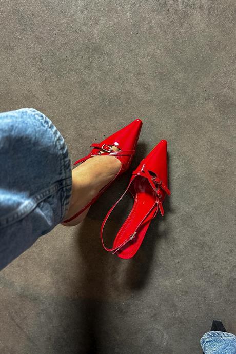 Markano Monica Kırmızı Rugan İki Toka Detaylı Kadın Topuklu Ayakkabı