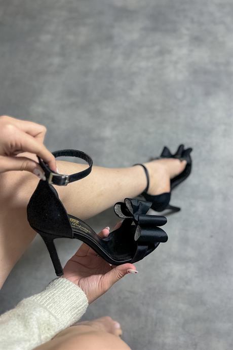Markano Prem Siyah Saten İç Taş Fiyonk Detaylı Kadın Topuklu Ayakkabı