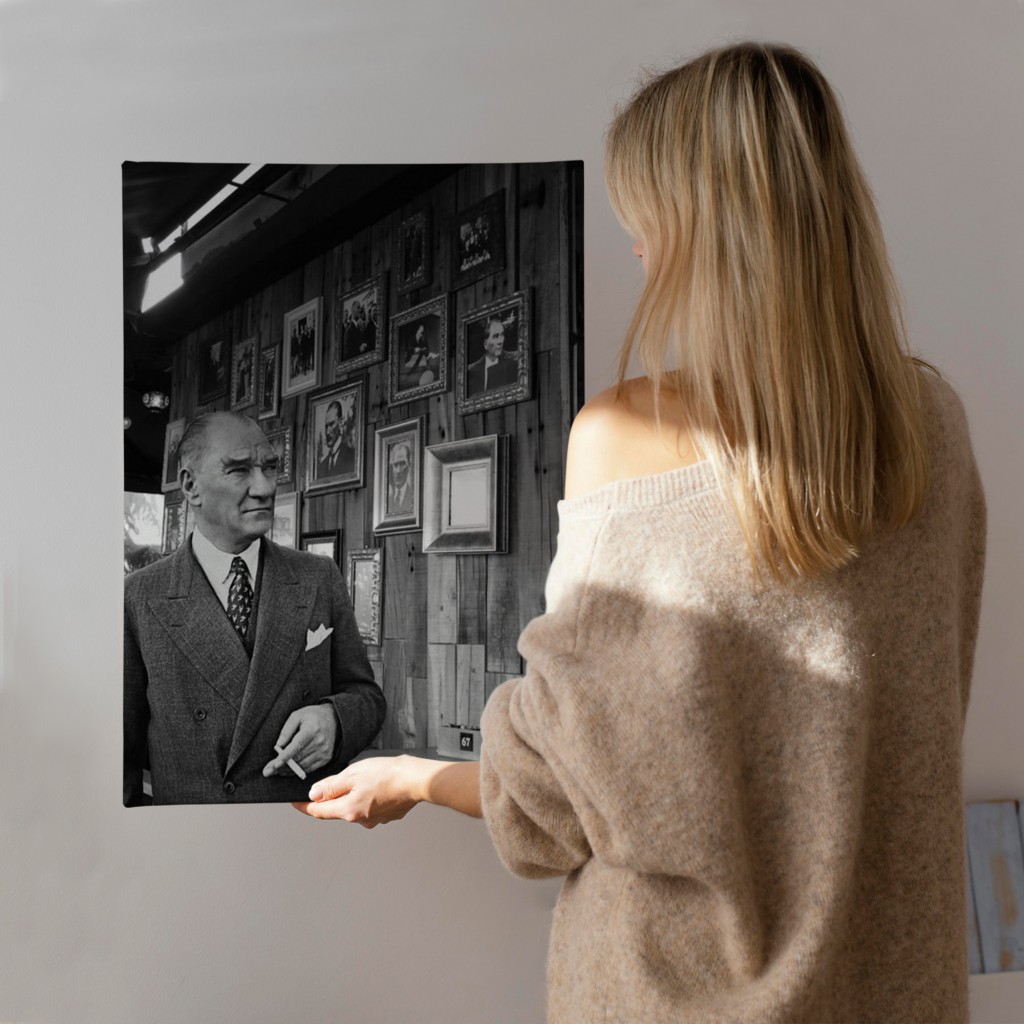 Atatürk Portre Tablosu Mustafa Kemal Atatürk Dikdörtgen Dekoratif Kanvas Tablo Beyaz 35 X 50