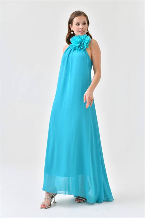 Neşeli Butik Kadın Mavi Şifon Gül Detaylı Uzun Abiye Elbise Nbs9351 