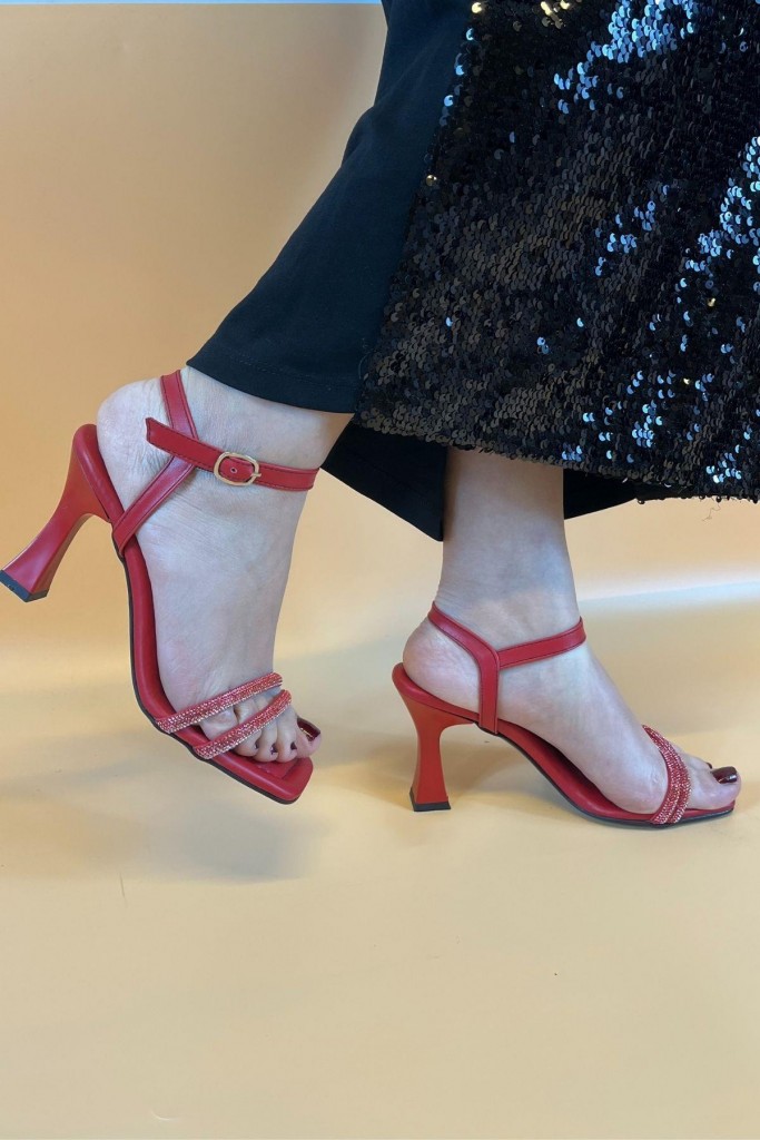 La Scada 23835 Kırmızı Taşlı Bantlı Kadın Abiye Ayakkabı