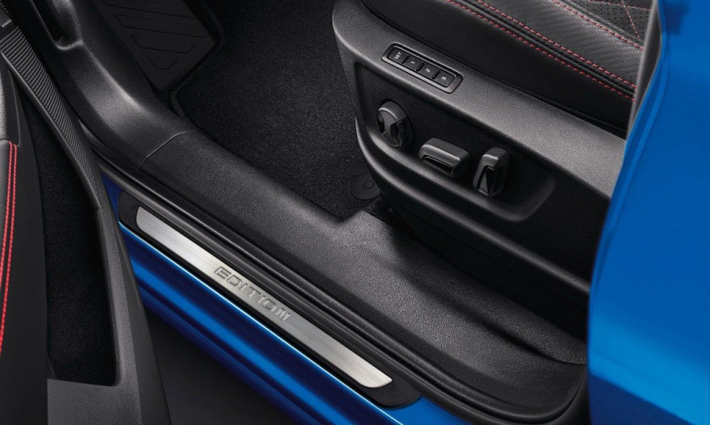 Kia Rio Uyumlu 4 Hatchback Krom Kapı Eşik Koruması Edition Line 2017 Üzeri 4 Parça