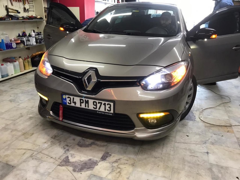 Renault Fluence Uyumlu Makyajlı Ön Ek