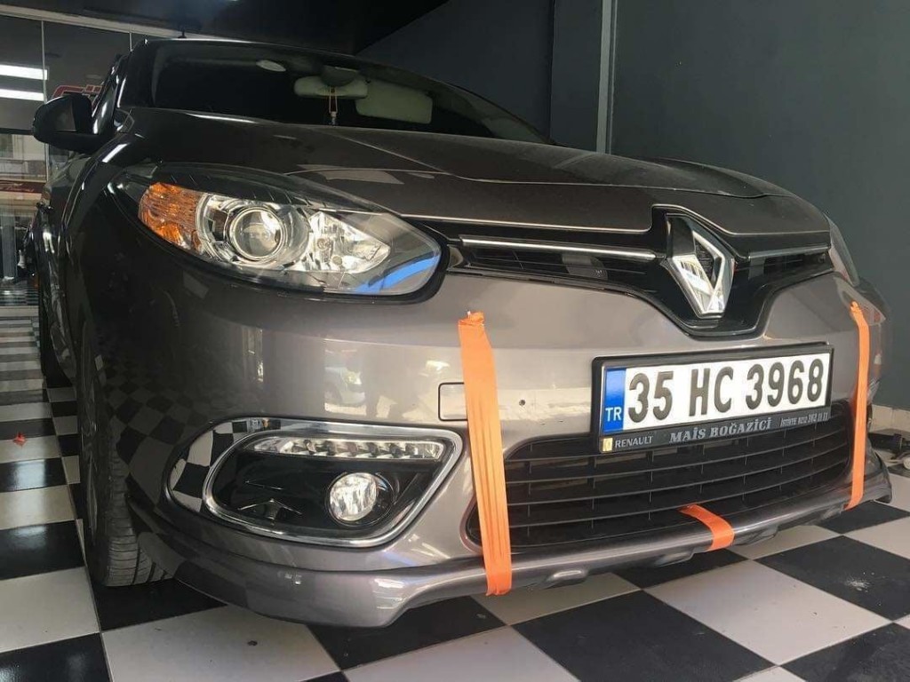 Renault Fluence Uyumlu Ön Ek Makyajlı (Plastik)
