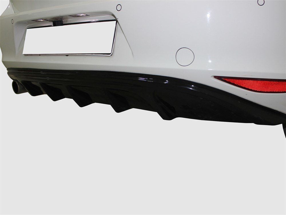 Volkswagen Golf Uyumlu 7 Arka Orta Tampon (Difüzör) Fiber 2013 Ve Sonrası