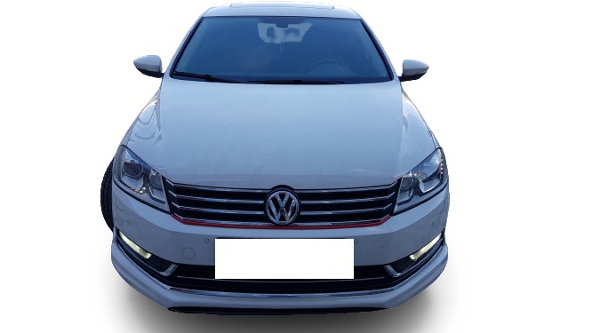 Volkswagen Passat Uyumlu B7 Ön Ek (Plastik)