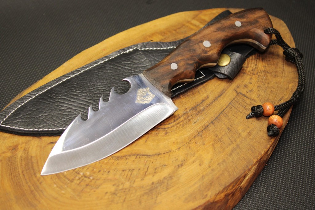 24 Cm El Yapımı Çelik Kılıflı Avcı Bıçağı