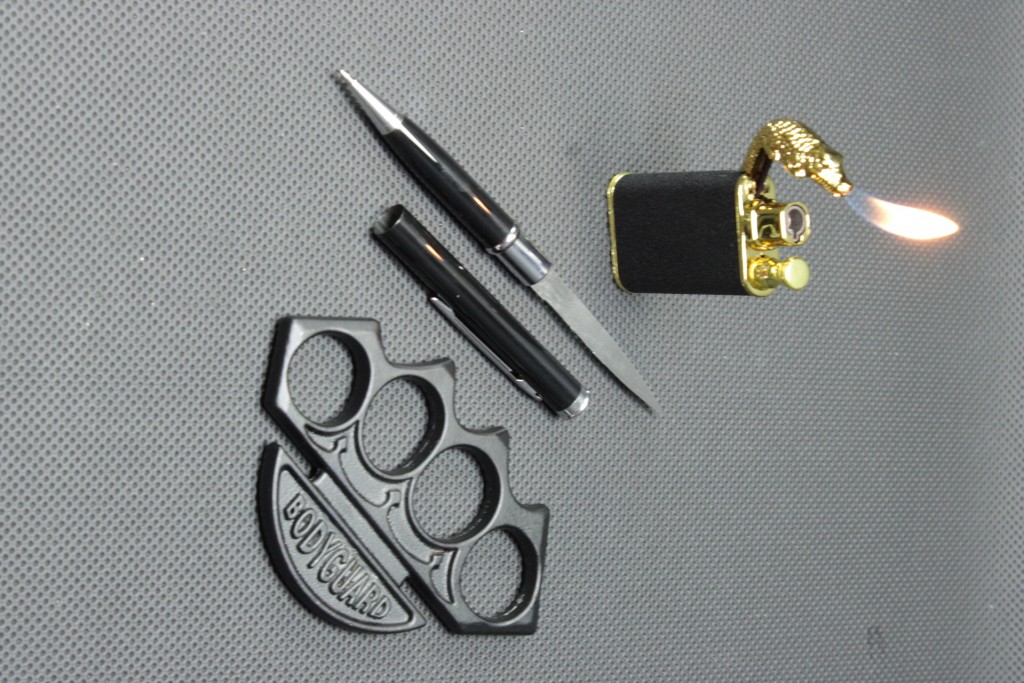 Gizli Kalem Çakı Ve Siyah Body Mustali 3Lü Set