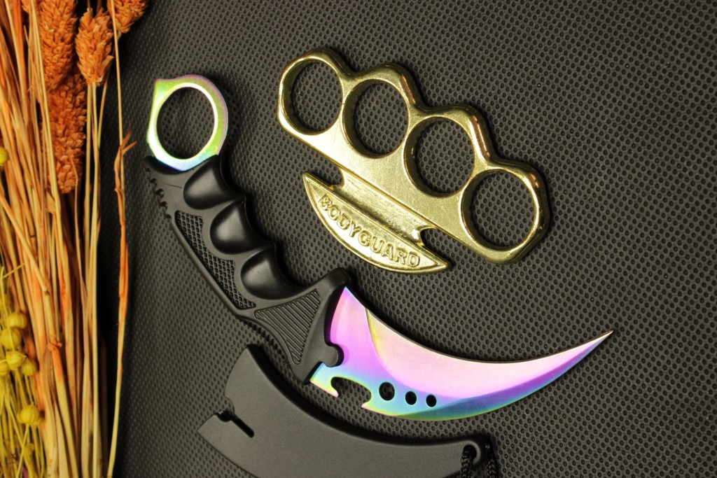 Rainbow Kılıflı Oval Garambit Bıçak Ve Gold Bodyguard Mustalı Set