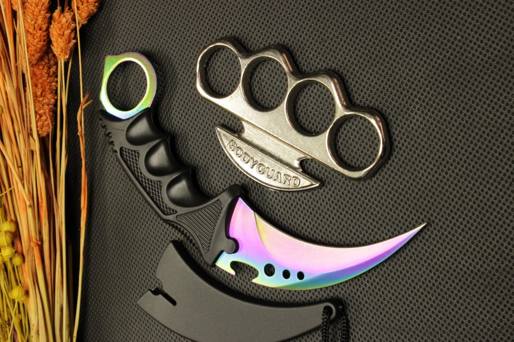 Rainbow Kılıflı Oval Garambit Bıçak Ve Gümüş Bodyguard Mustalı Set