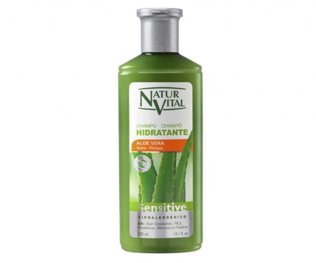 Natur Vital Active Aloe Vera Özlü Nemlendirici Bakım Şampuanı 300 Ml